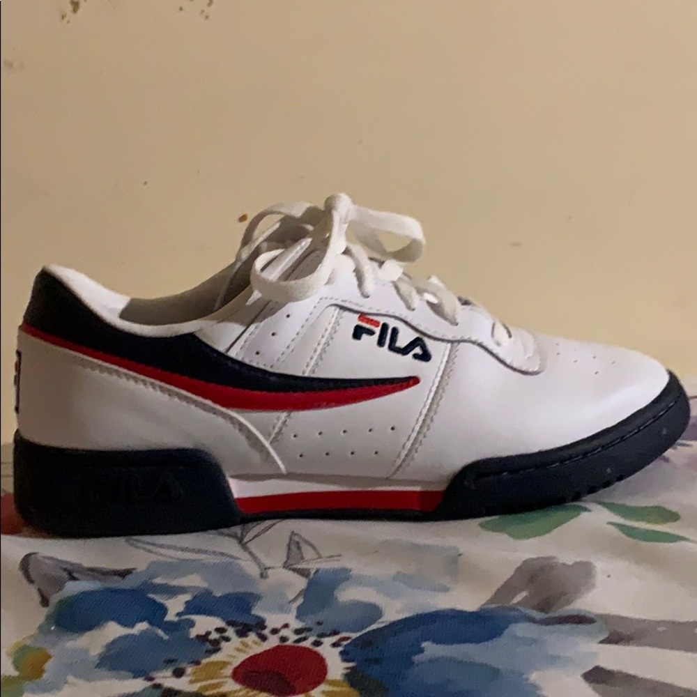 Never worn Fila shoes